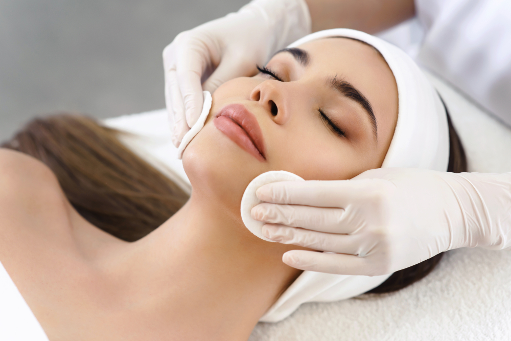 Read more about the article Unlock Radiant Skin with a Medical Facial Appointment in Bridgeton, Maine 