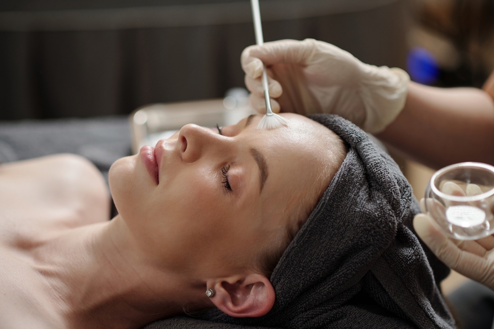 Read more about the article Best Chemical Peels in Bridgeton, Maine: What They Can Do for Your Skin